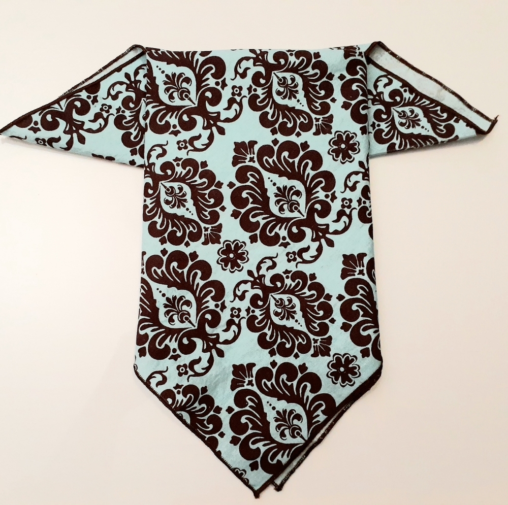 Bandana - Picture 3 of 6